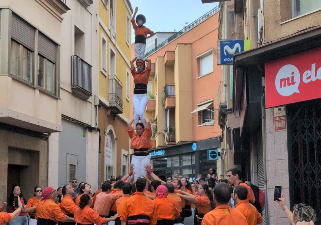 La cultura popular marca una Festa Major amb alta participació malgrat la calor